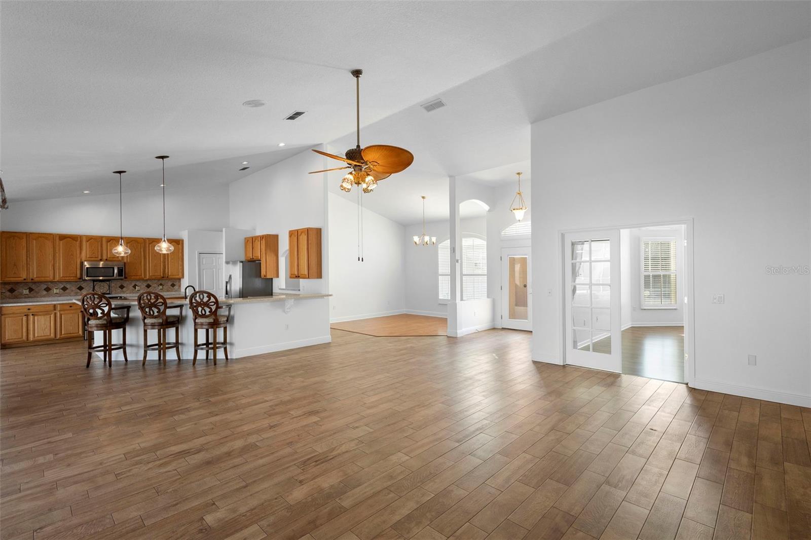 5140 - ST JOHNS RIVER EST (THE SANCTUARY SUB) - Residential