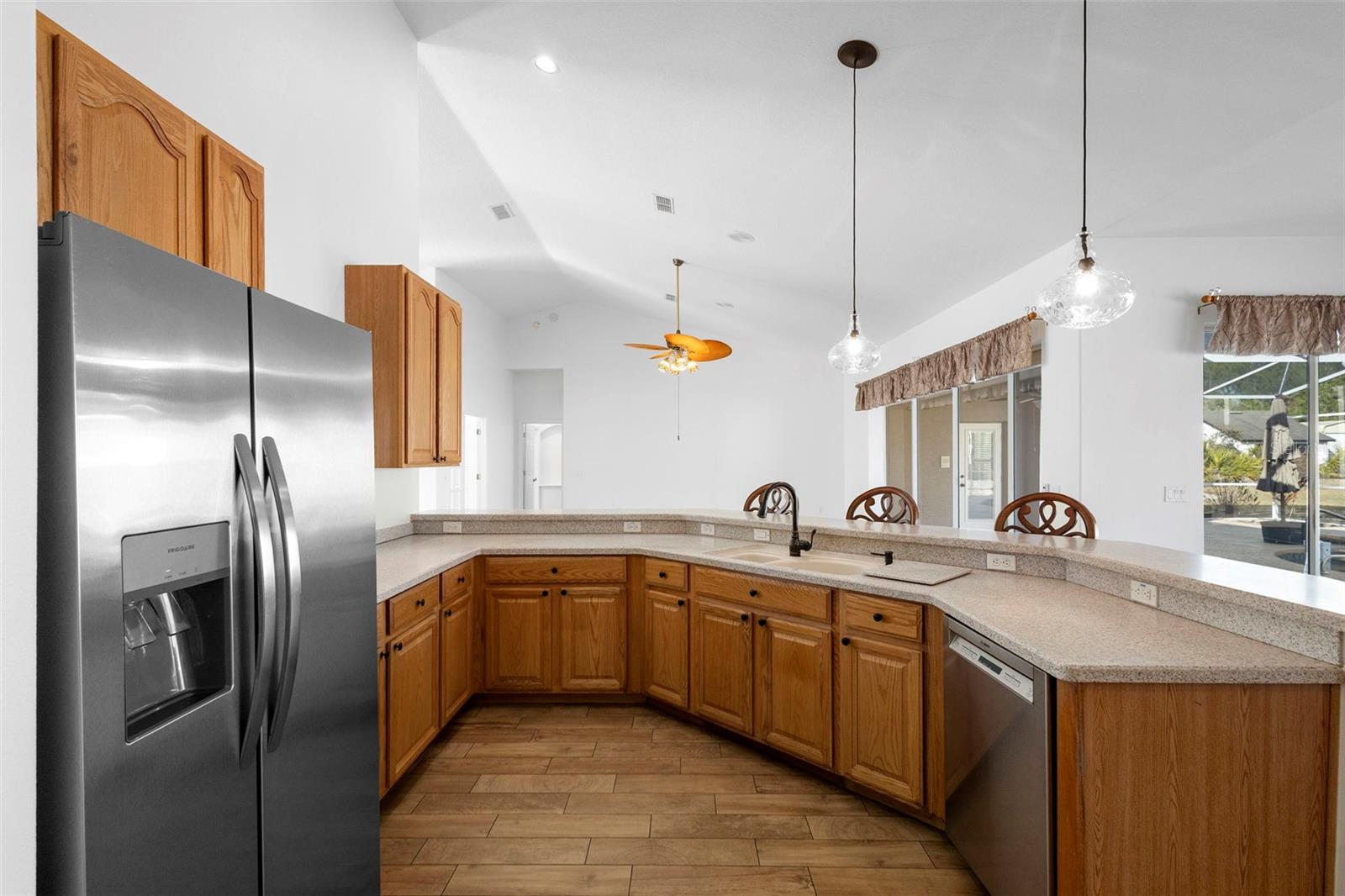 5140 - ST JOHNS RIVER EST (THE SANCTUARY SUB) - Residential