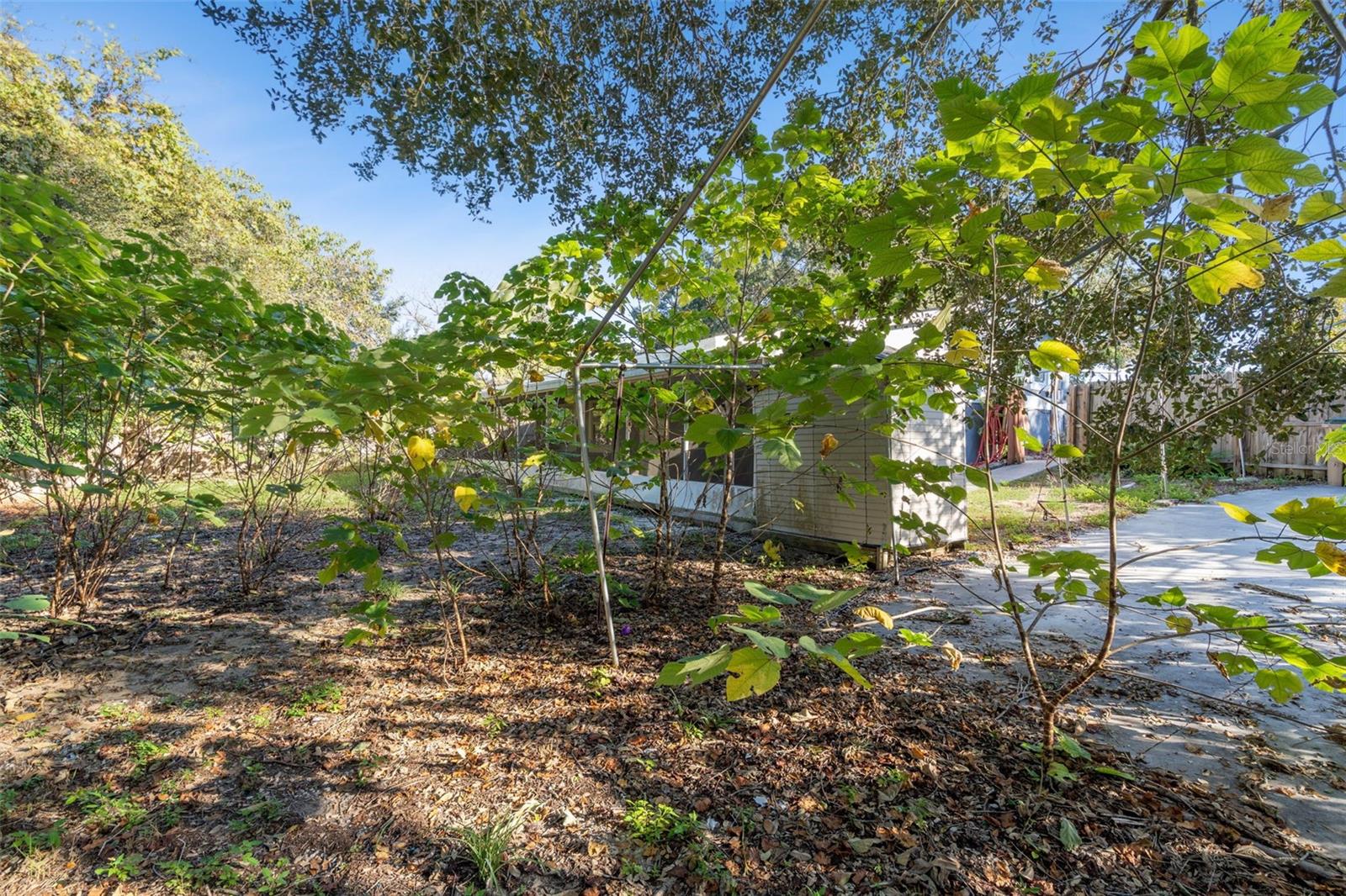 LAKE HIGHLANDS CO - Residential