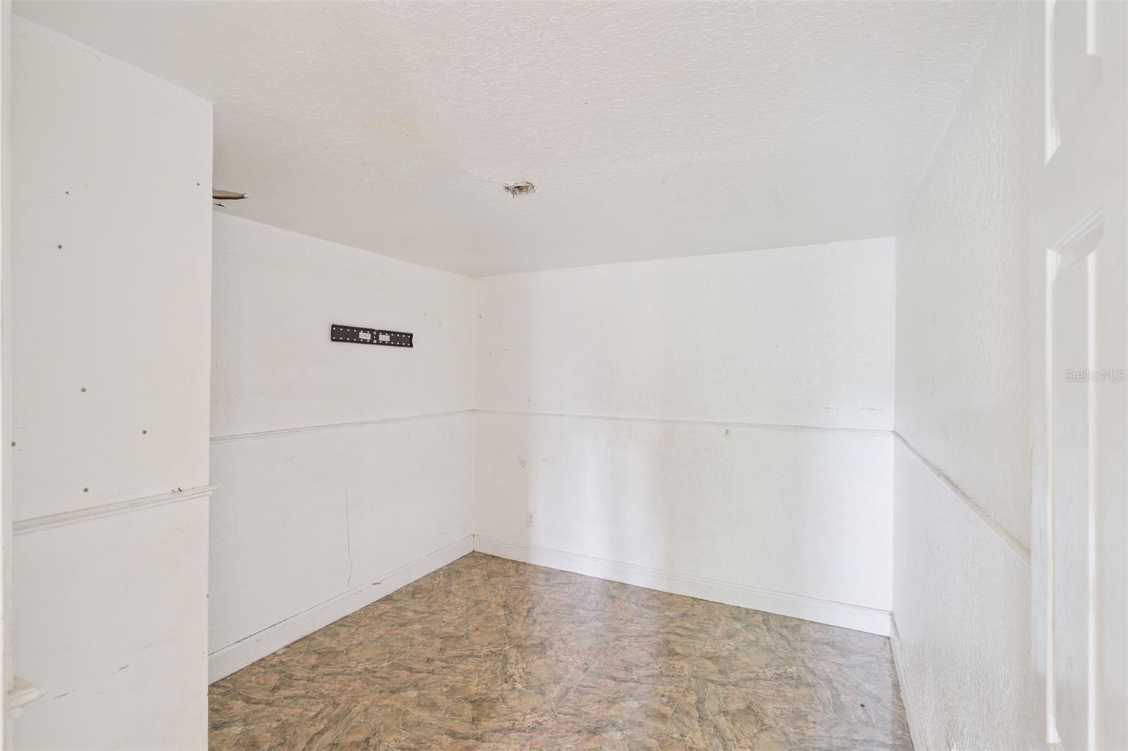 LAKE HIGHLANDS CO - Residential