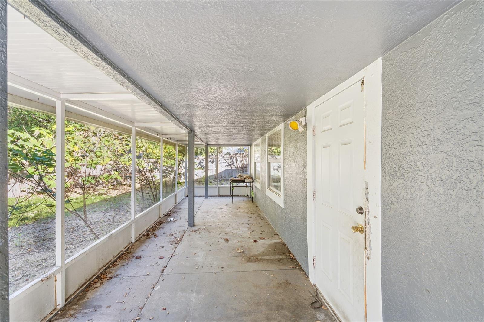 LAKE HIGHLANDS CO - Residential