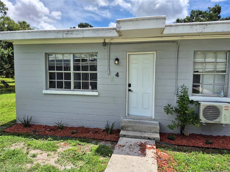 Completely renovated 2-bedroom, 1-bath apartment conveniently located near Downtown Tampa, Ybor City, and major highways. This updated unit features luxury vinyl plank flooring throughout, a spacious living area, renovated bathroom, mini-split A/C system, and fresh modern finishes. The property offers a large shared outdoor area with mature oak trees and off-street parking. Recent exterior improvements and ongoing property upgrades are helping transform the community while maintaining affordable living close to everything Tampa has to offer. Professionally managed with responsive local management and maintenance. Available now. Rapid approval process available for qualified
applicants.