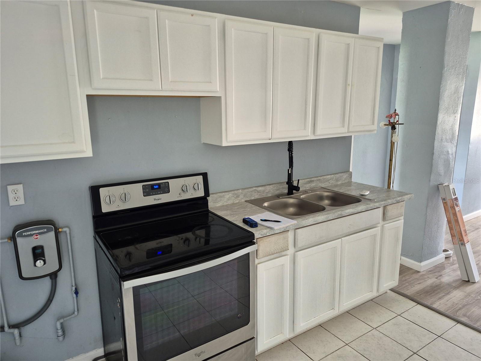 MONTANA CITY - Residential Lease