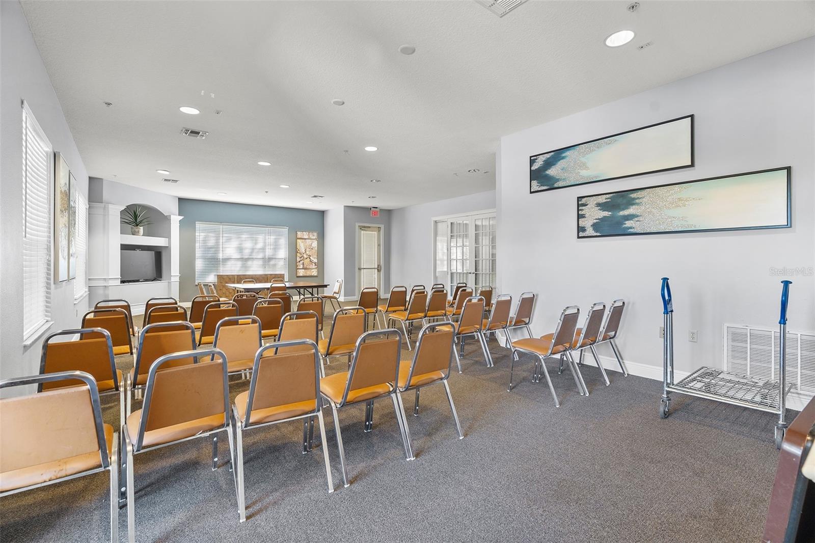 VISTAS AT STONEBRIDGE COMMONS CONDO PH 1 - Residential