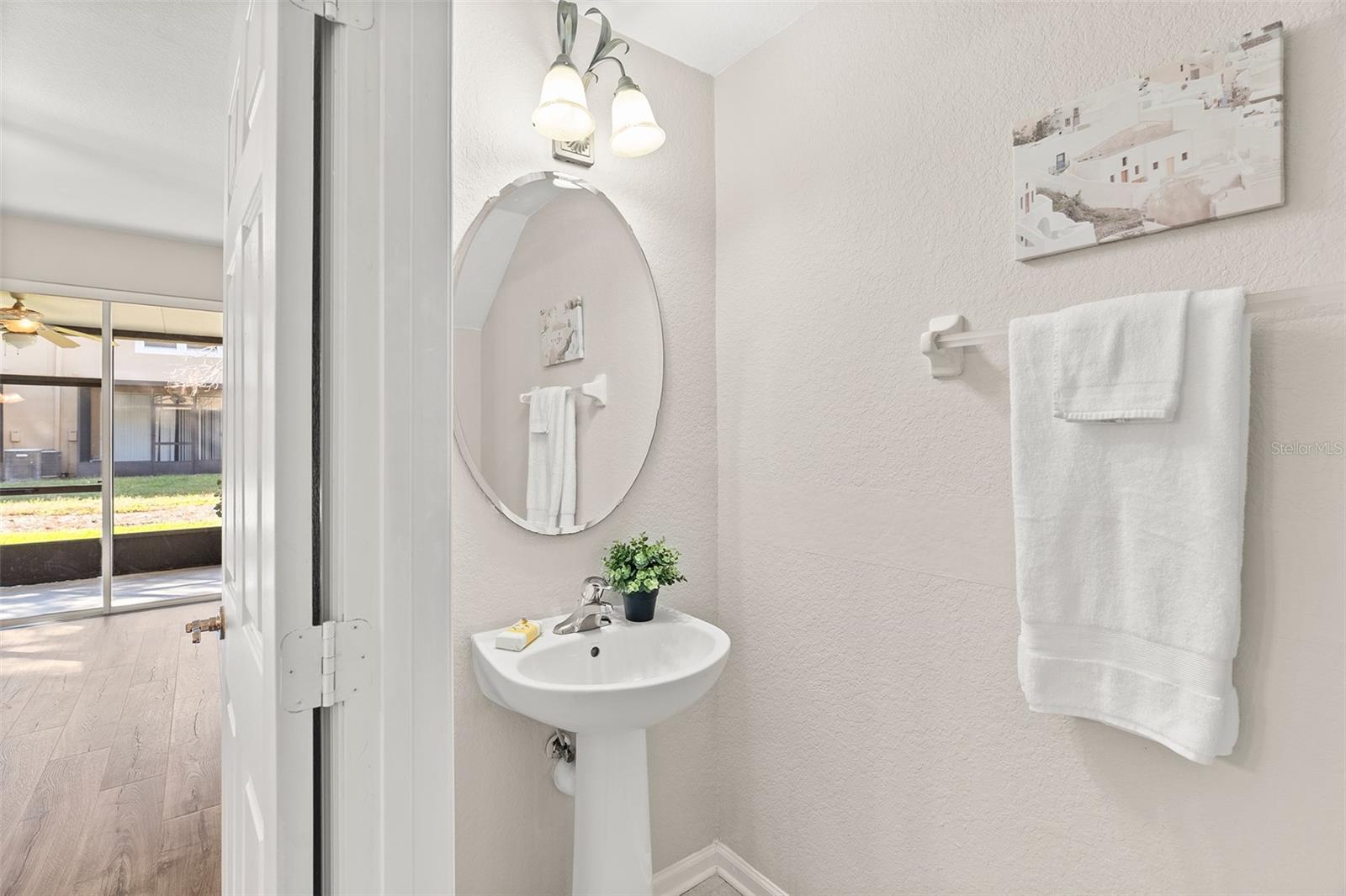 VISTAS AT STONEBRIDGE COMMONS CONDO PH 1 - Residential