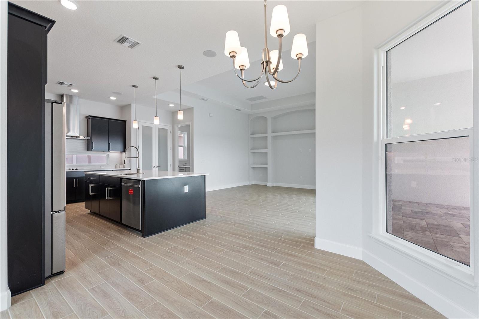 HAMPTON LANDING AT PROVIDENCE - Residential Lease