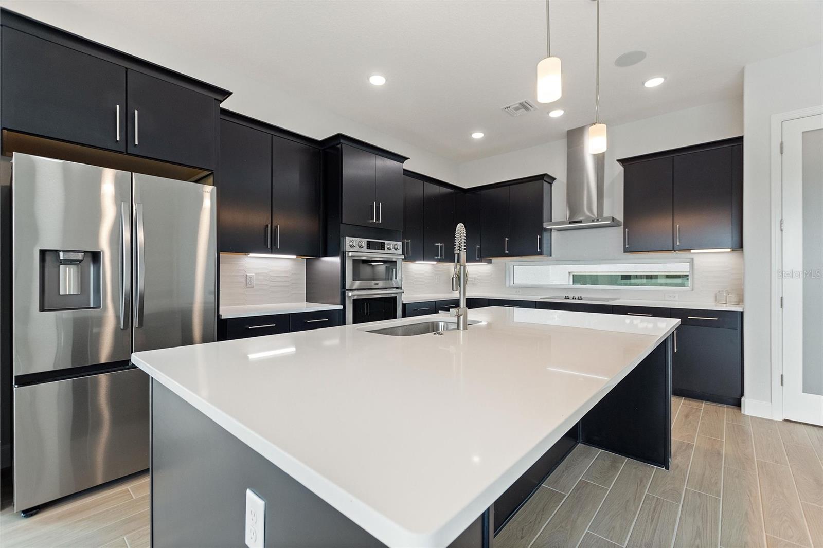 HAMPTON LANDING AT PROVIDENCE - Residential Lease