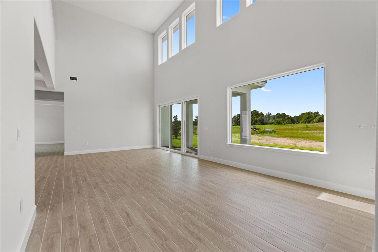 HAMPTON LANDING AT PROVIDENCE - Residential Lease