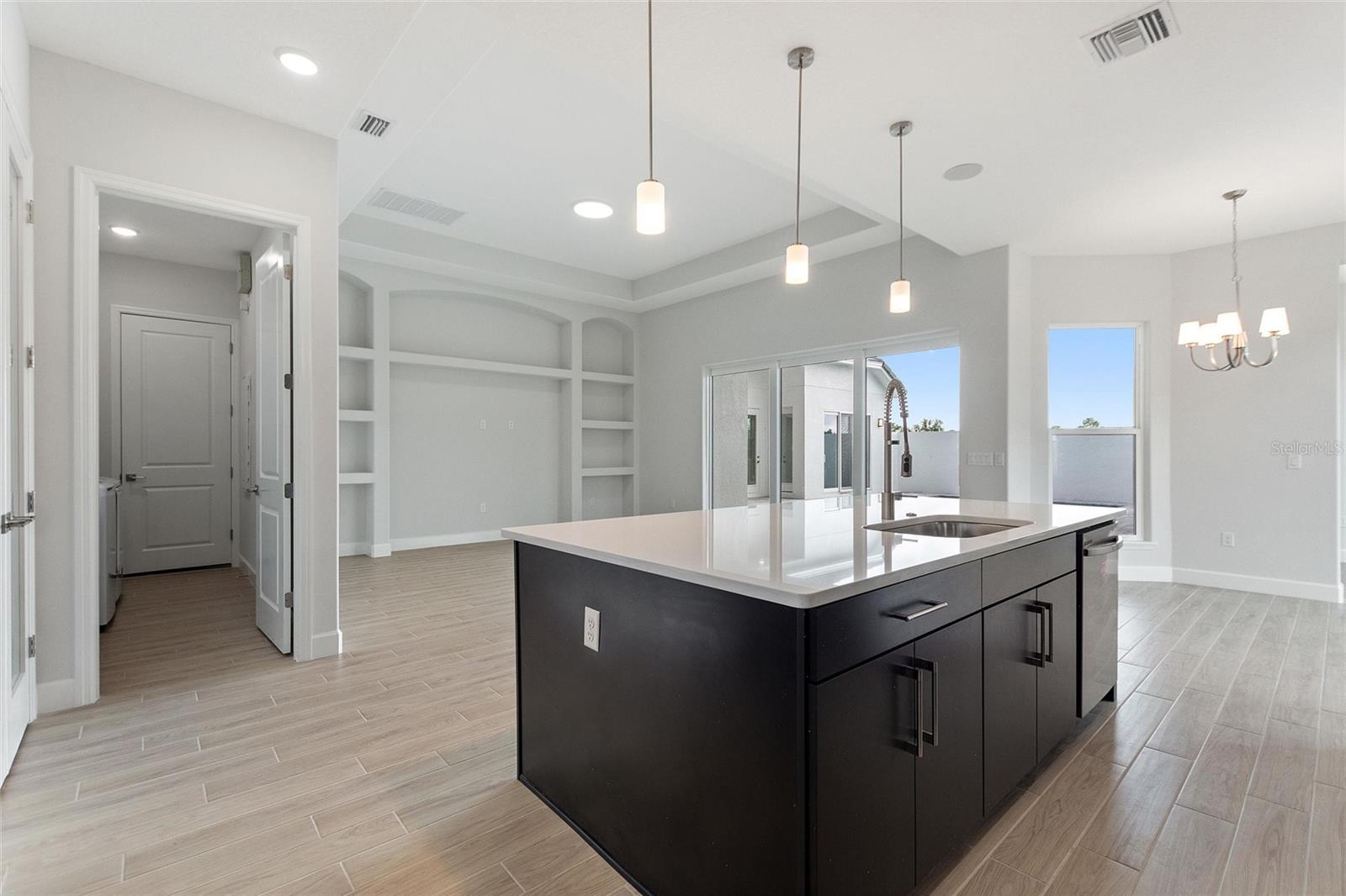 HAMPTON LANDING AT PROVIDENCE - Residential Lease