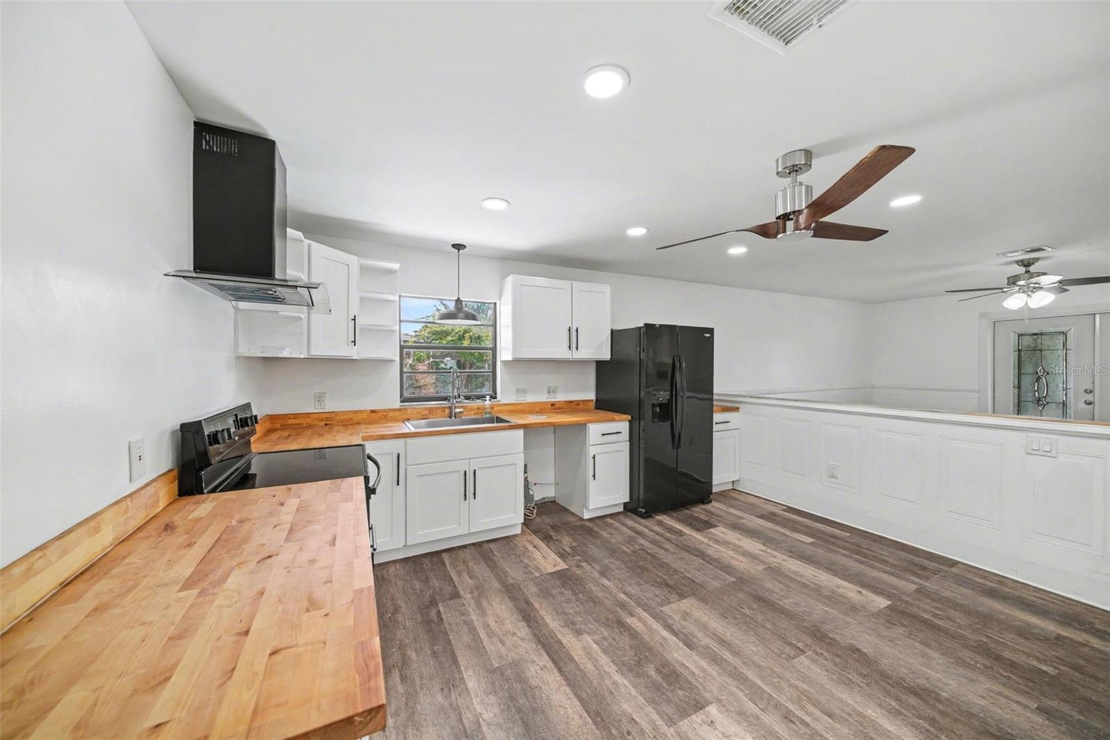 DRIFTWOOD VILLAGE - Residential