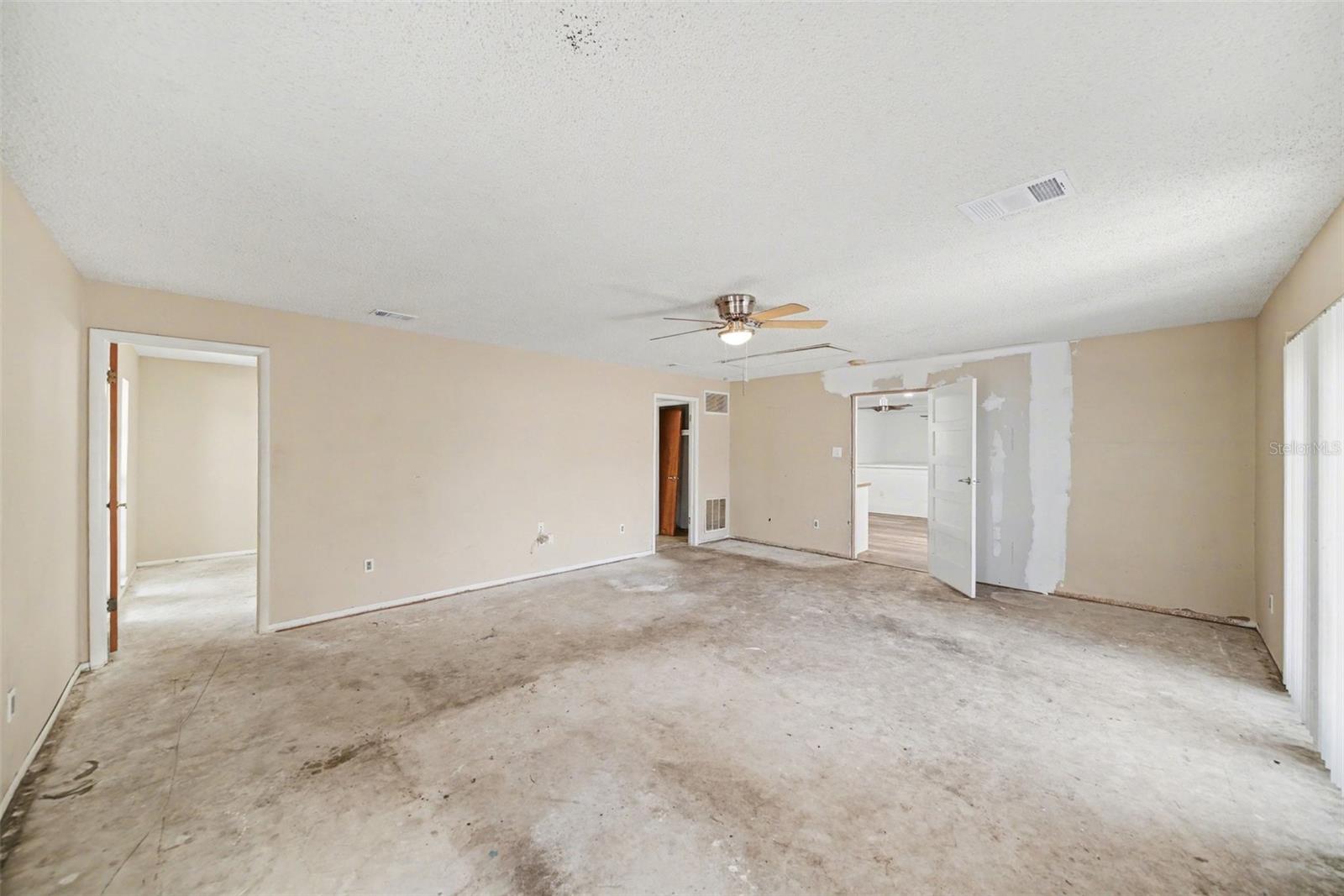 DRIFTWOOD VILLAGE - Residential