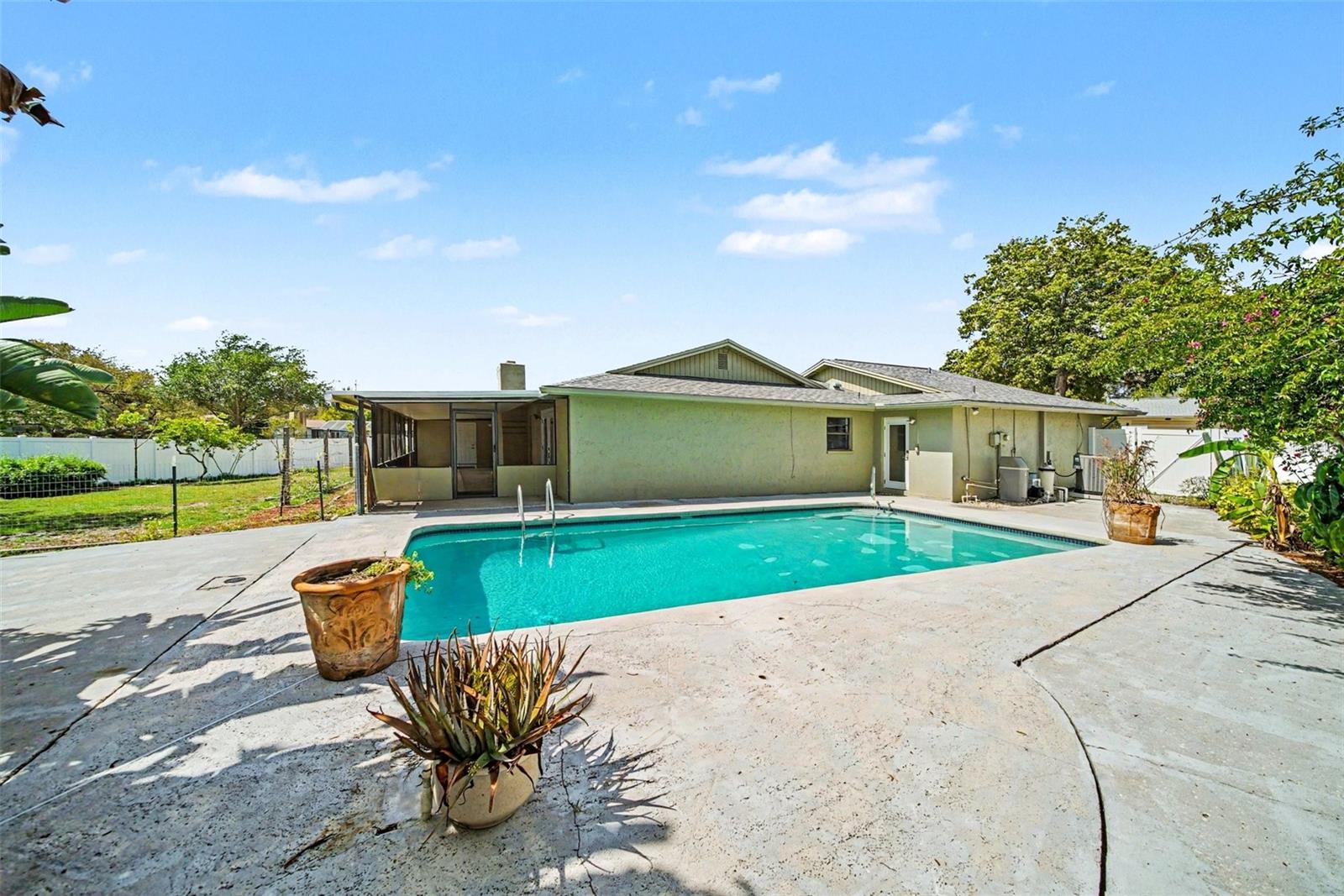 DRIFTWOOD VILLAGE - Residential