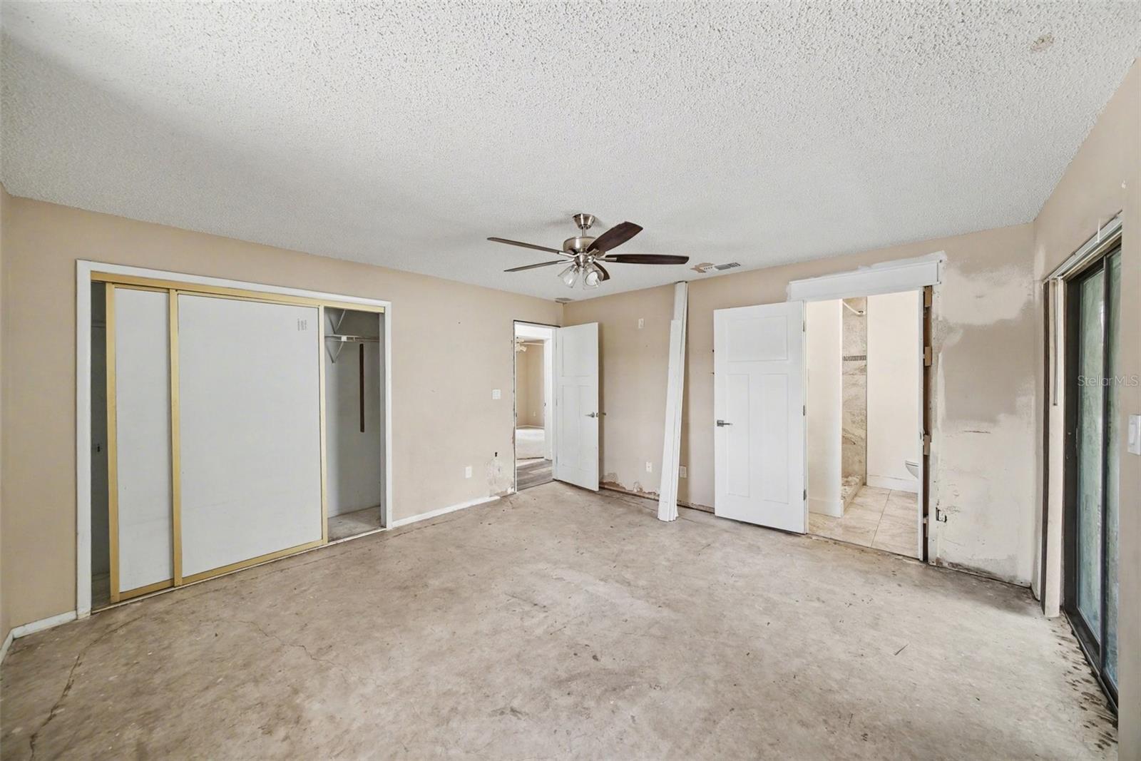 DRIFTWOOD VILLAGE - Residential