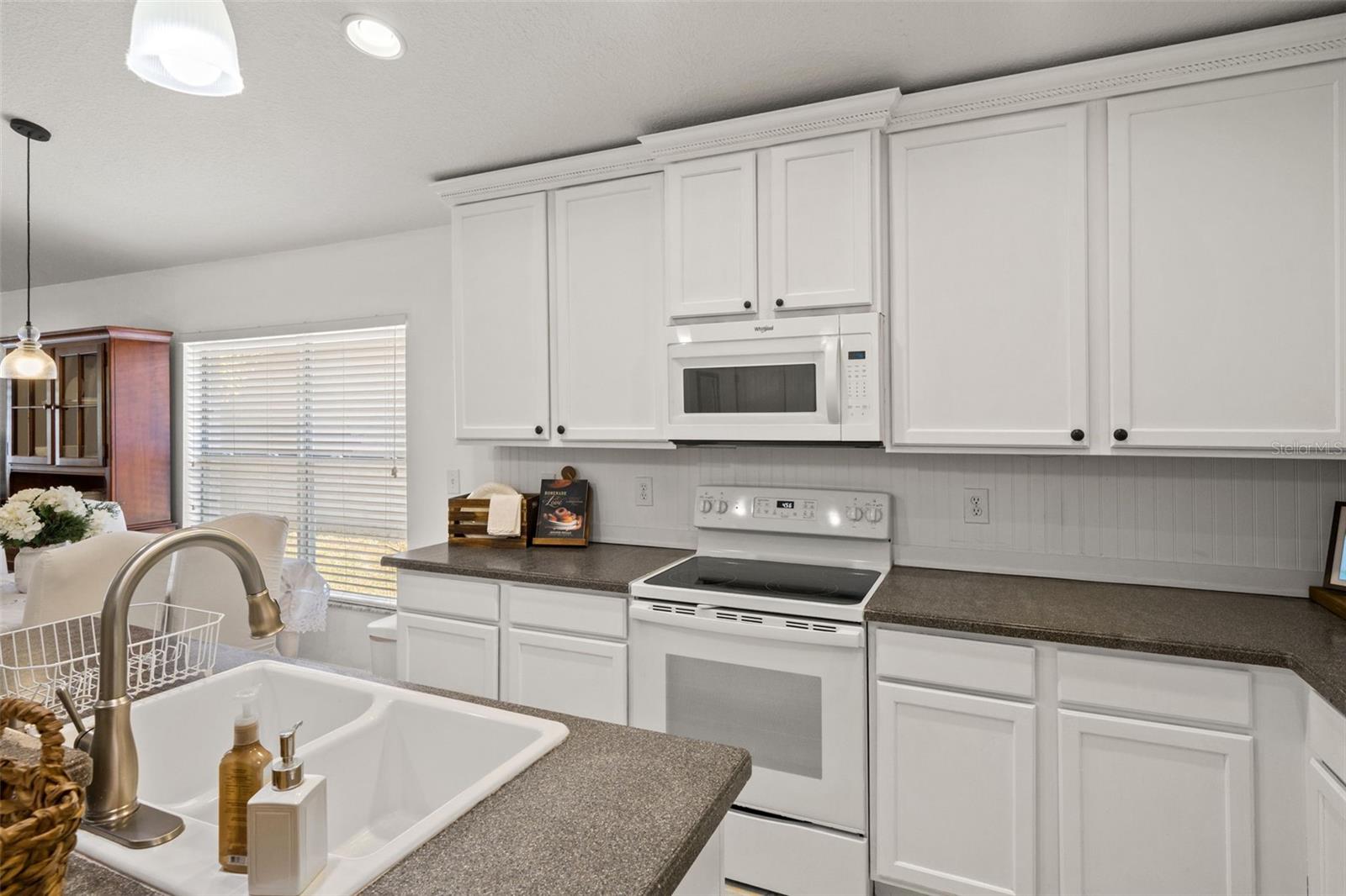 SPRING RIDGE - Residential