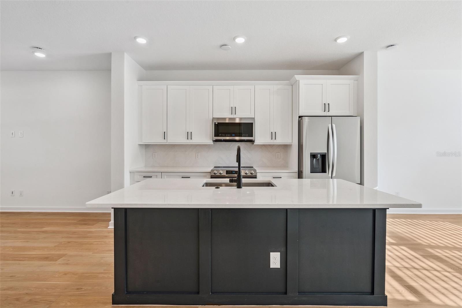 11125 LIME FLOWER DRIVE