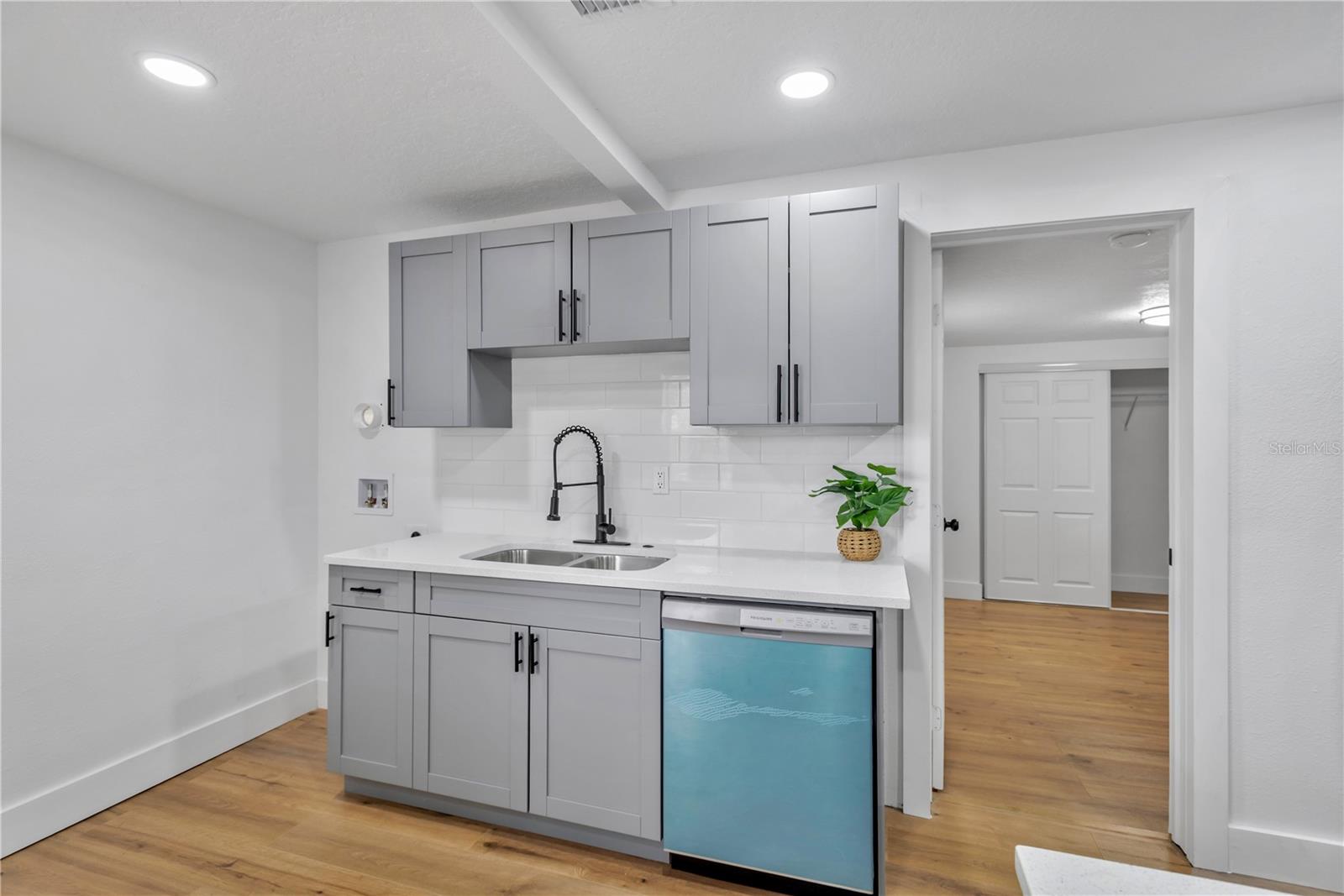 PINEVILLE SUB - Residential