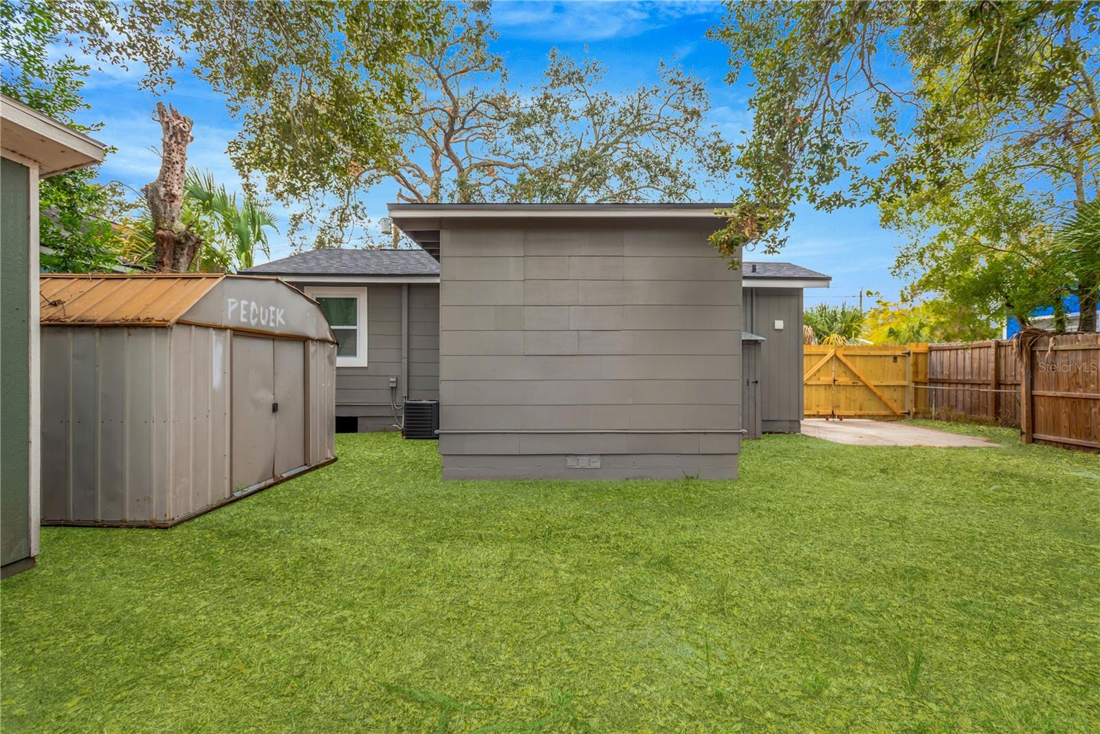 PINEVILLE SUB - Residential