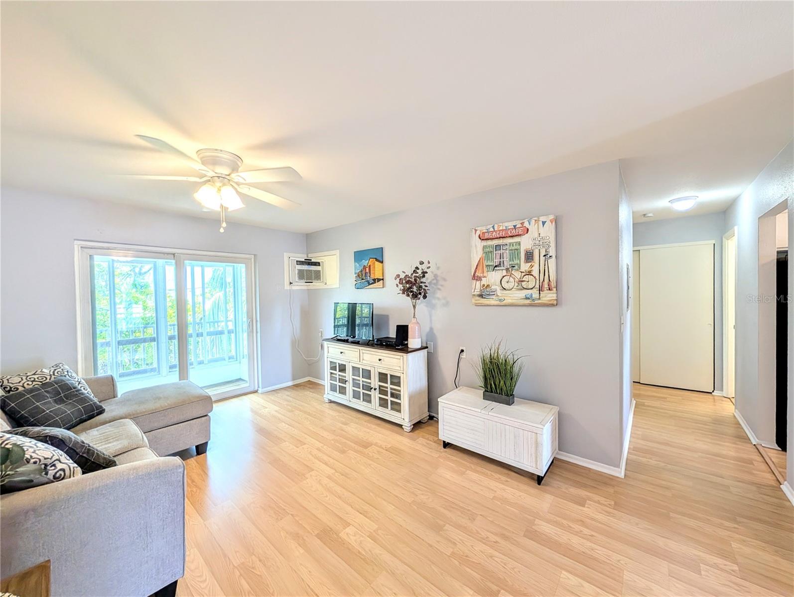 BAYSHORE GARDENS APTS 5 - Residential