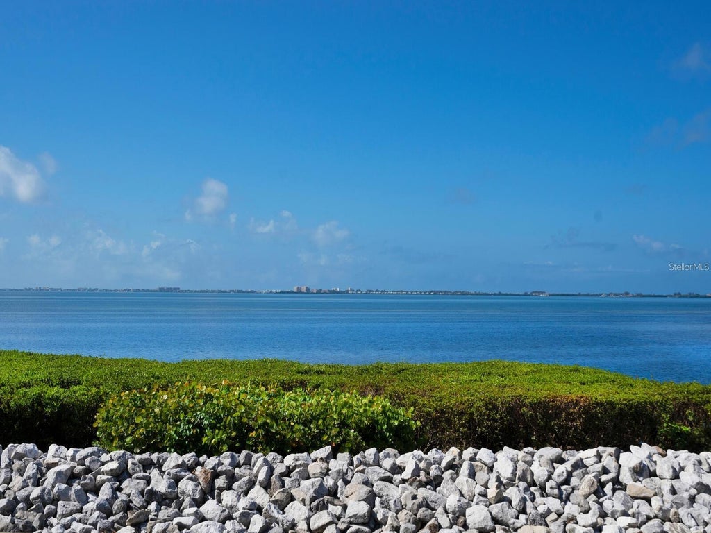 Photo of 4533 Bay Club Drive, Bradenton, FL 34210 (MLS # A4709278)
