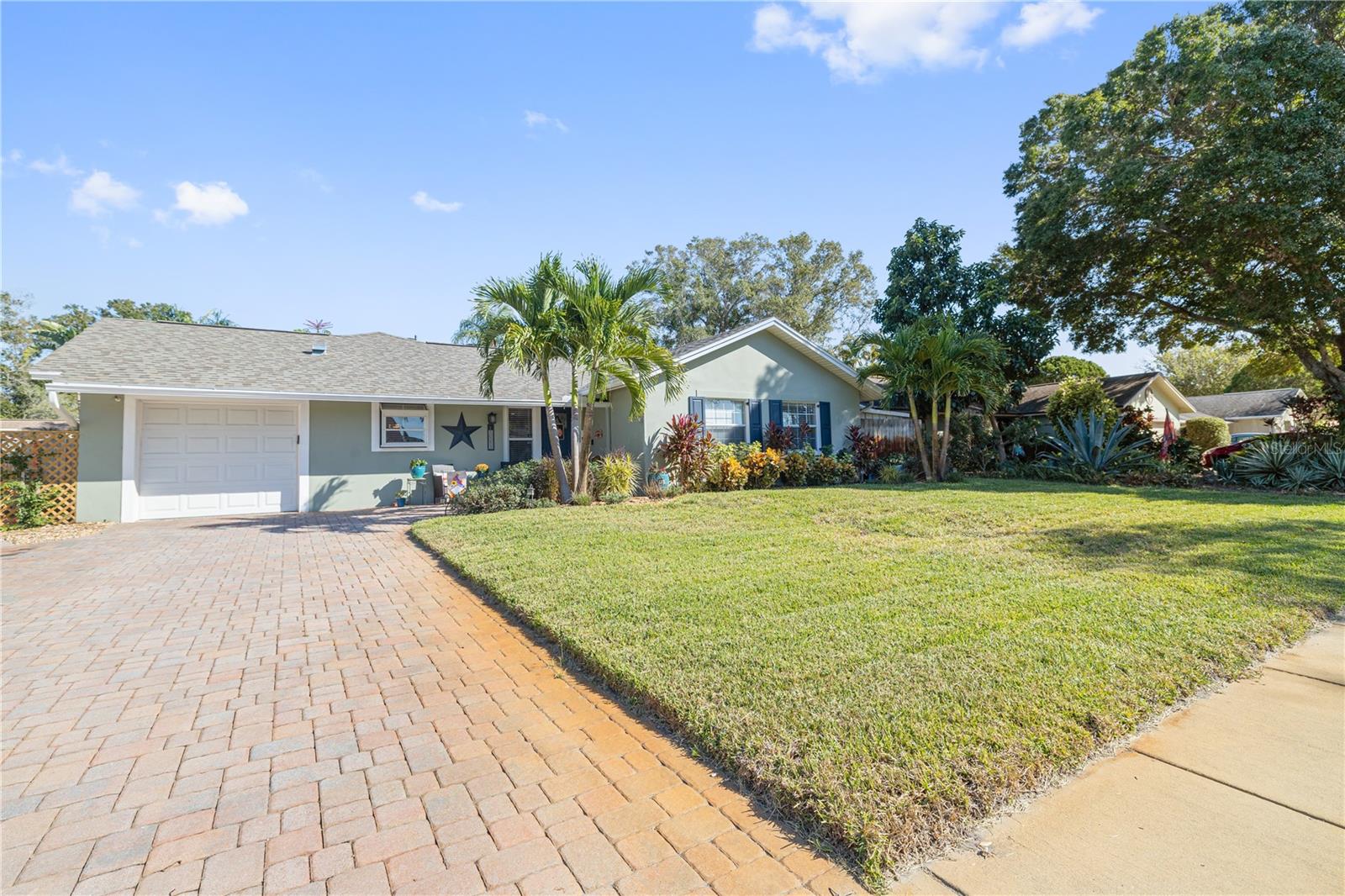 BENT TREE ESTATES-SEC B - Residential