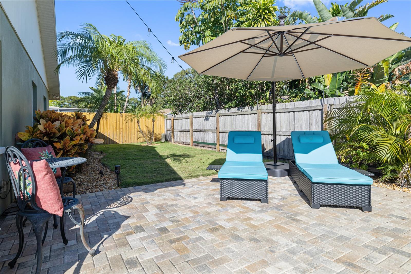 BENT TREE ESTATES-SEC B - Residential