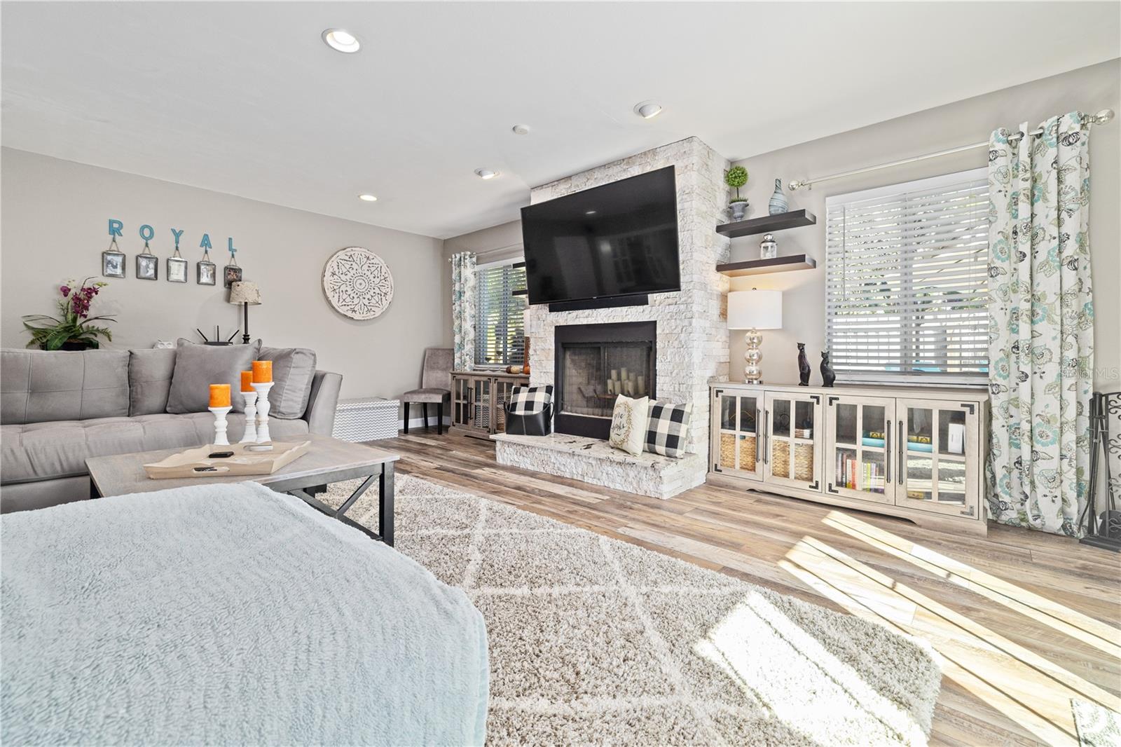 BENT TREE ESTATES-SEC B - Residential