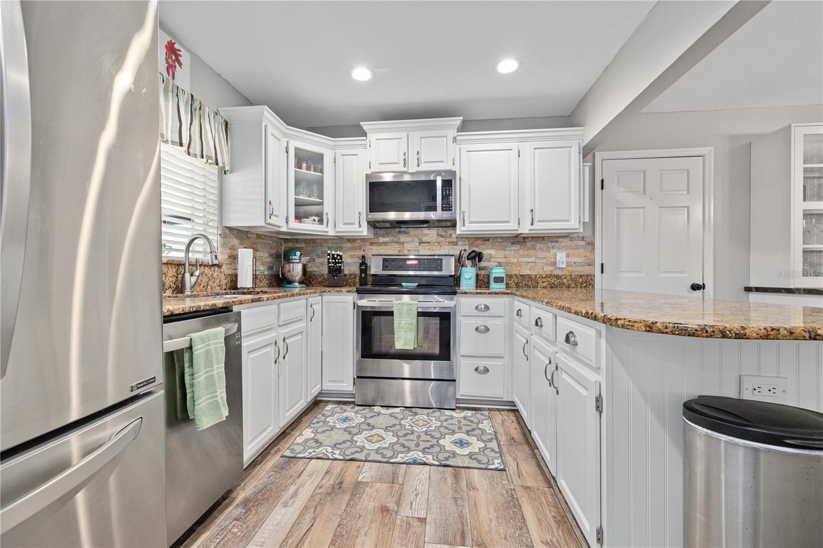 BENT TREE ESTATES-SEC B - Residential