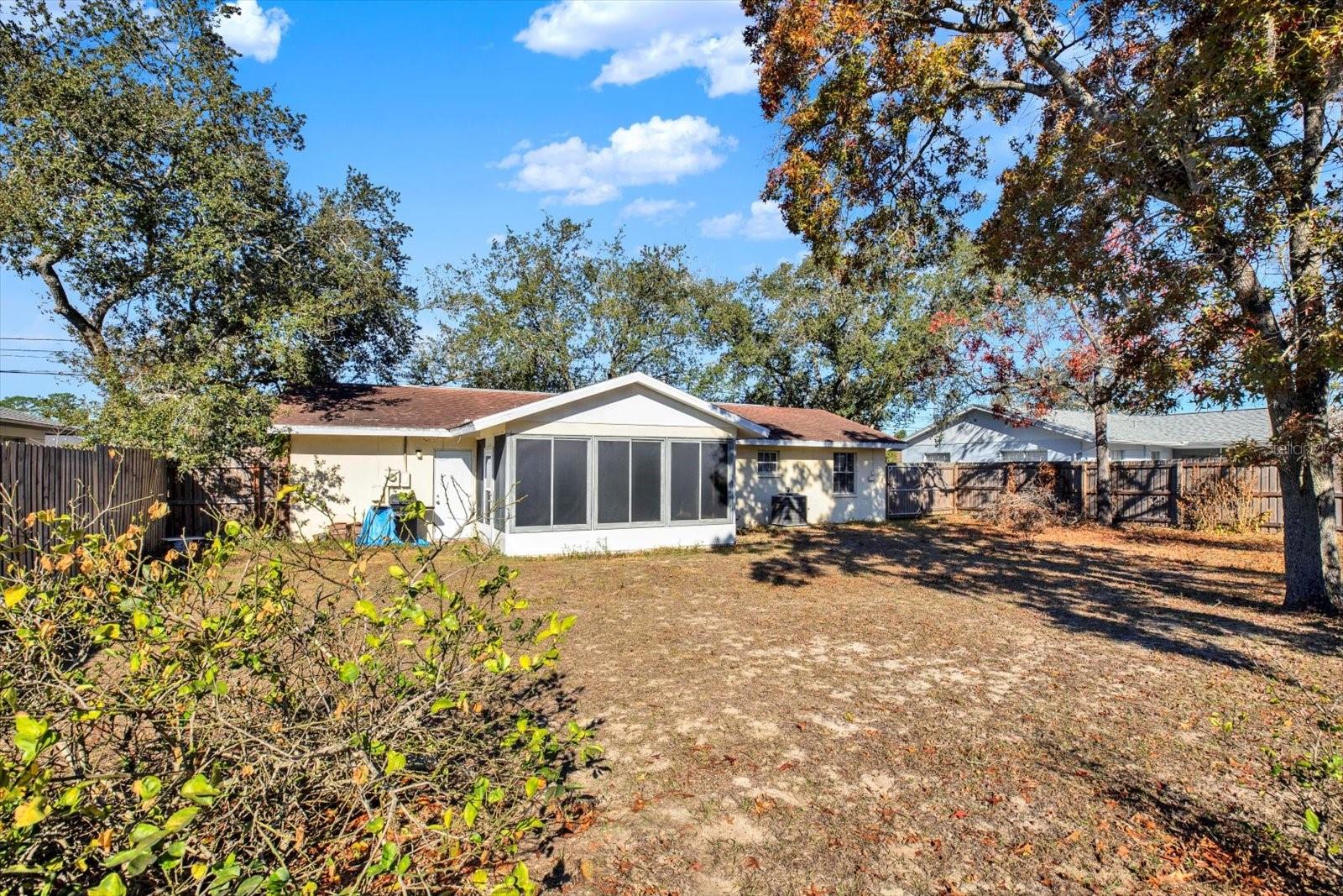 SPRING HILL - Residential