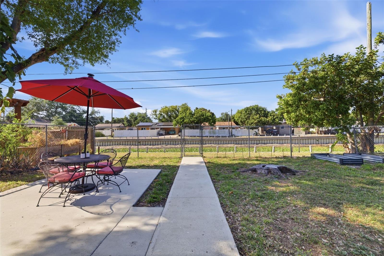 FLORAL VILLA ESTATES REP - Residential