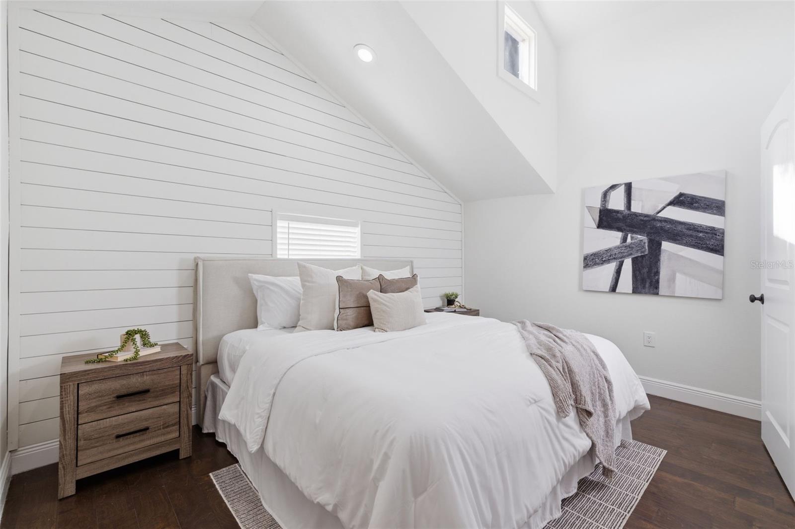 FLORAL VILLA ESTATES REP - Residential