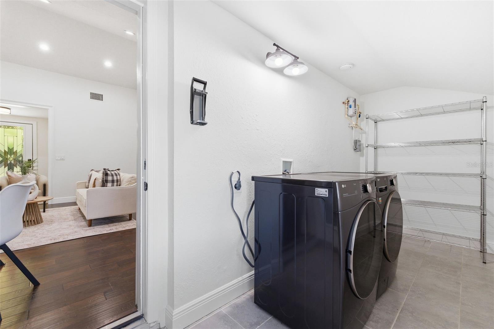 FLORAL VILLA ESTATES REP - Residential