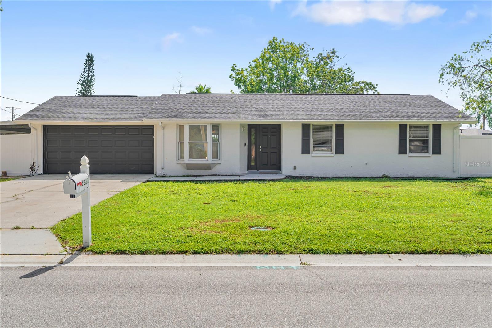 6321 FLORIDA CIRCLE W, APOLLO BEACH, FL, 33572 2 6321 FLORIDA CIRCLE W