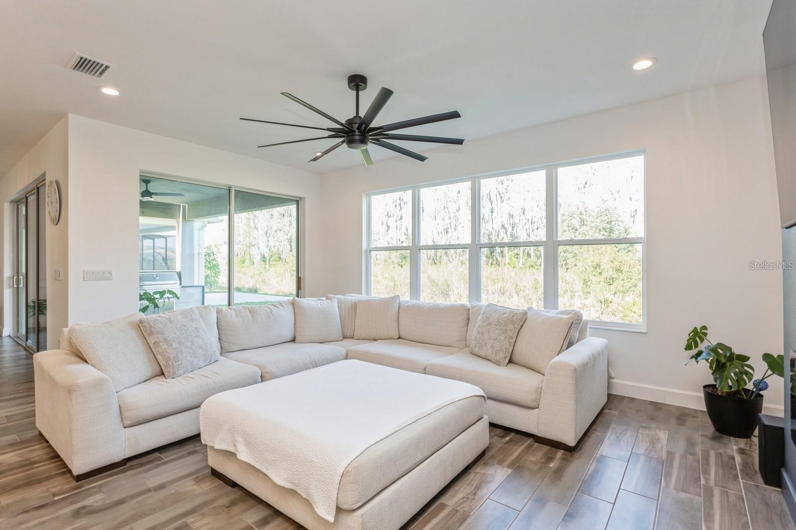 WINDING RDG PH 1 & 2 - Residential