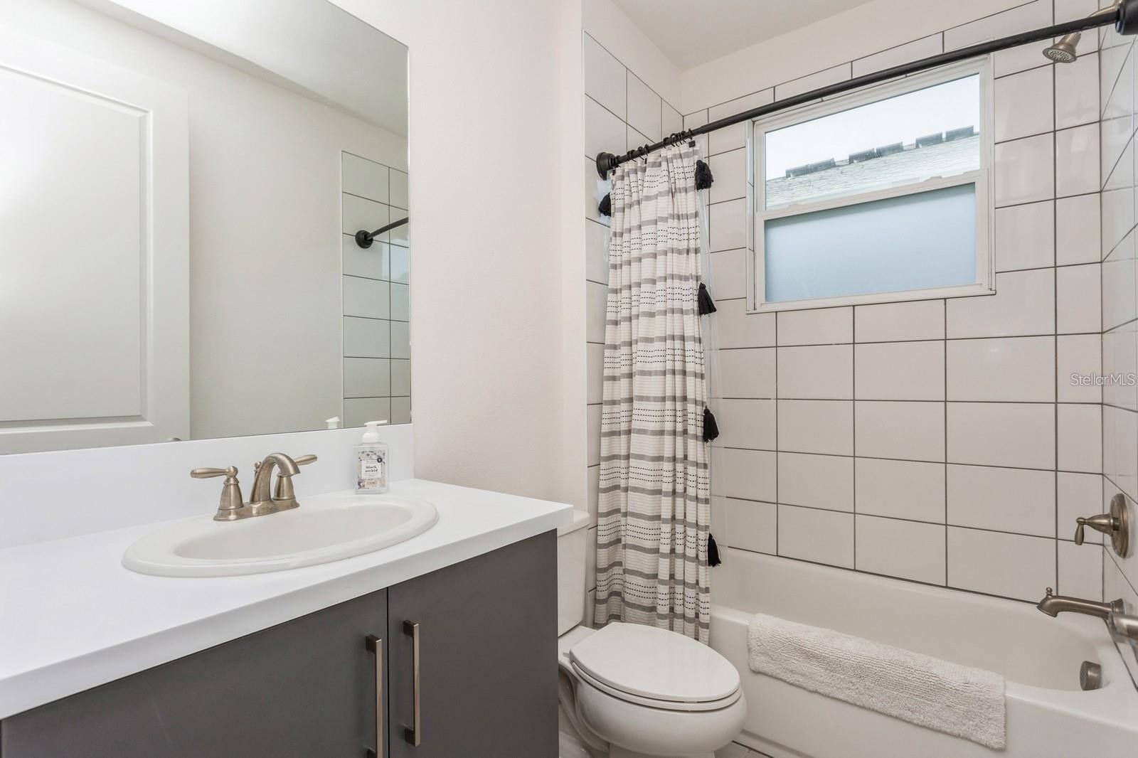WINDING RDG PH 1 & 2 - Residential