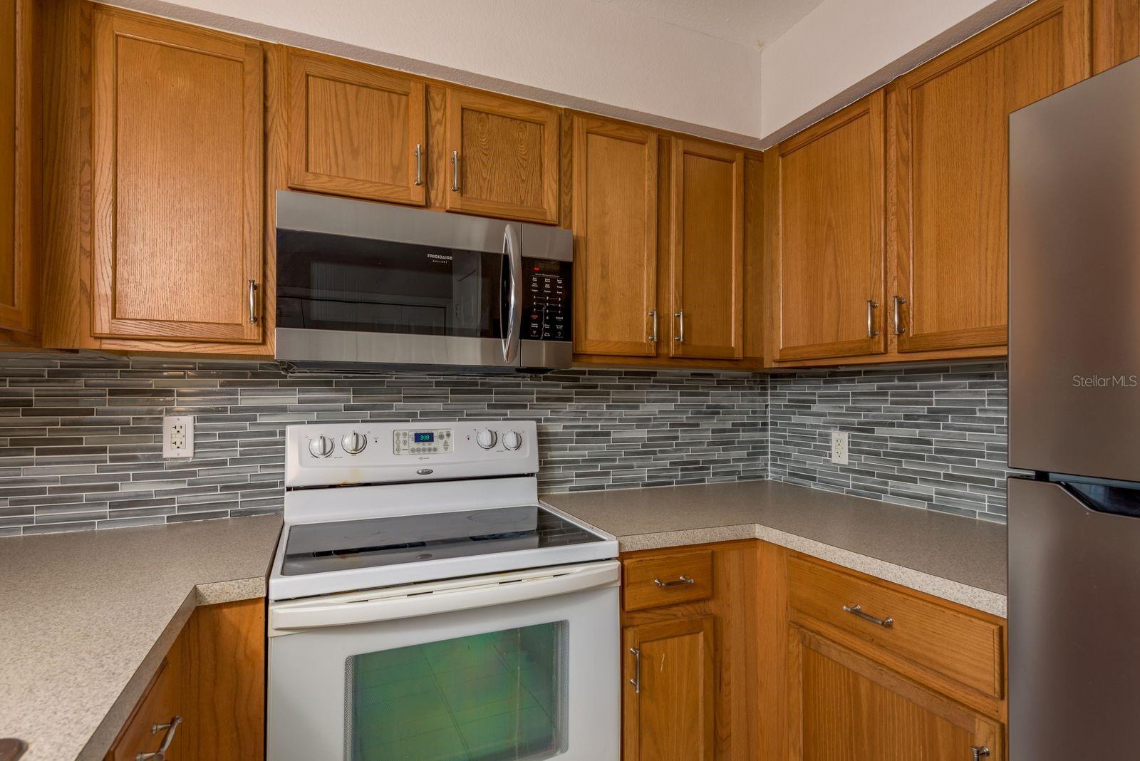 EMBASSY PARK TWNHMS CONDO - Residential