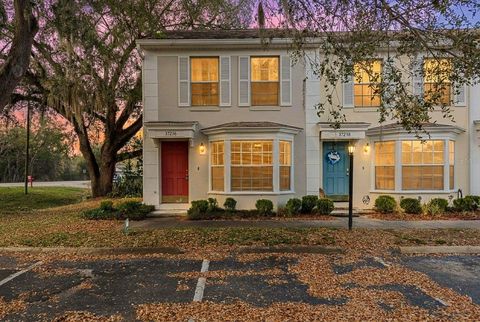 Photo of 37236 Embassy Park Lane #1, Dade City, FL 33525 (MLS # TB8483595)