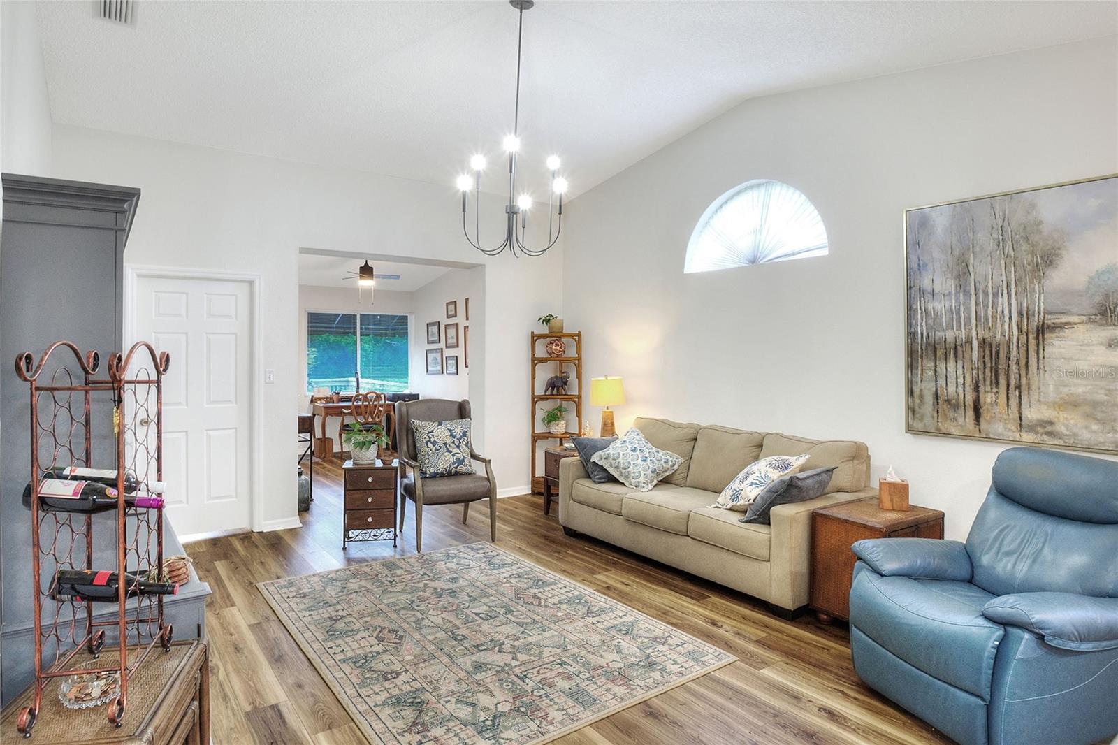 6047 MAGPIE DRIVE