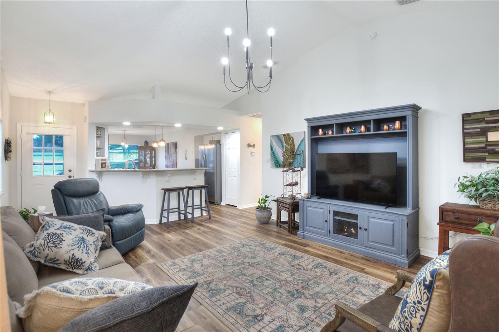 6047 MAGPIE DRIVE
