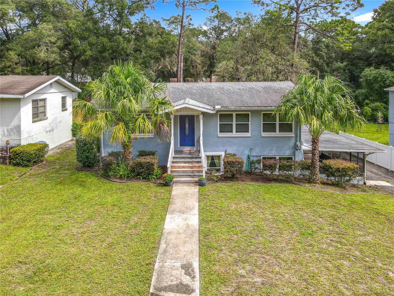 COUNTRY CLUB ESTATES - Residential