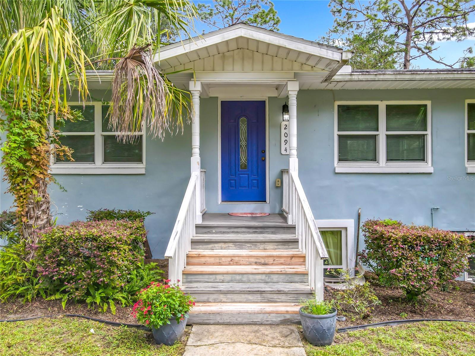 COUNTRY CLUB ESTATES - Residential