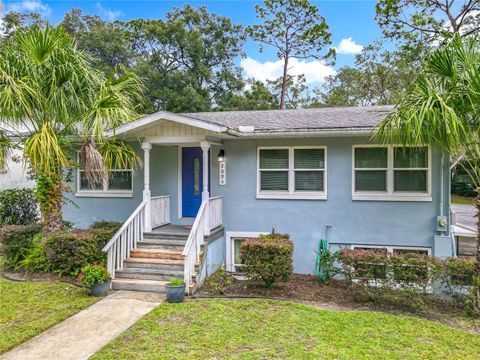 Photo of 2094 Penn Drive, Deland, FL 32724 (MLS # O6351008)