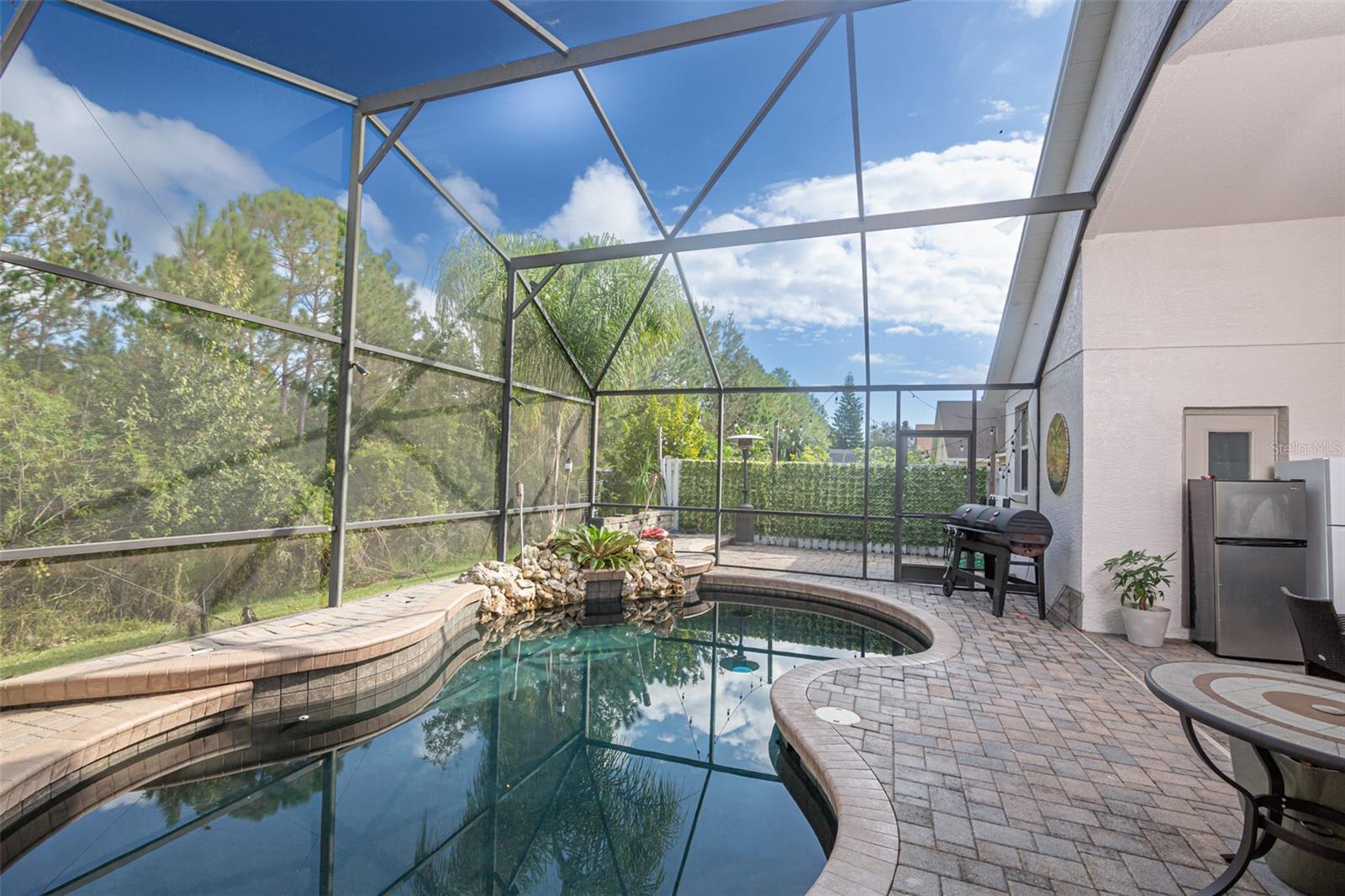 HUNTERS CREEK TR 310 - Residential Lease