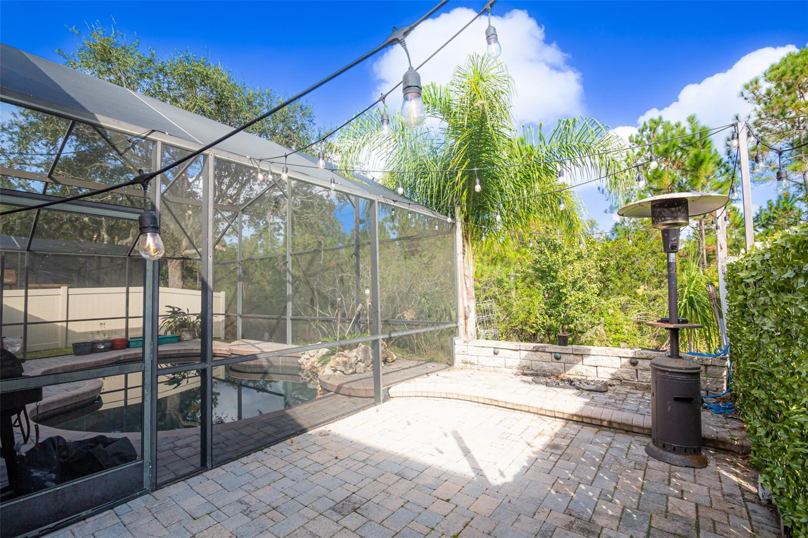 HUNTERS CREEK TR 310 - Residential Lease