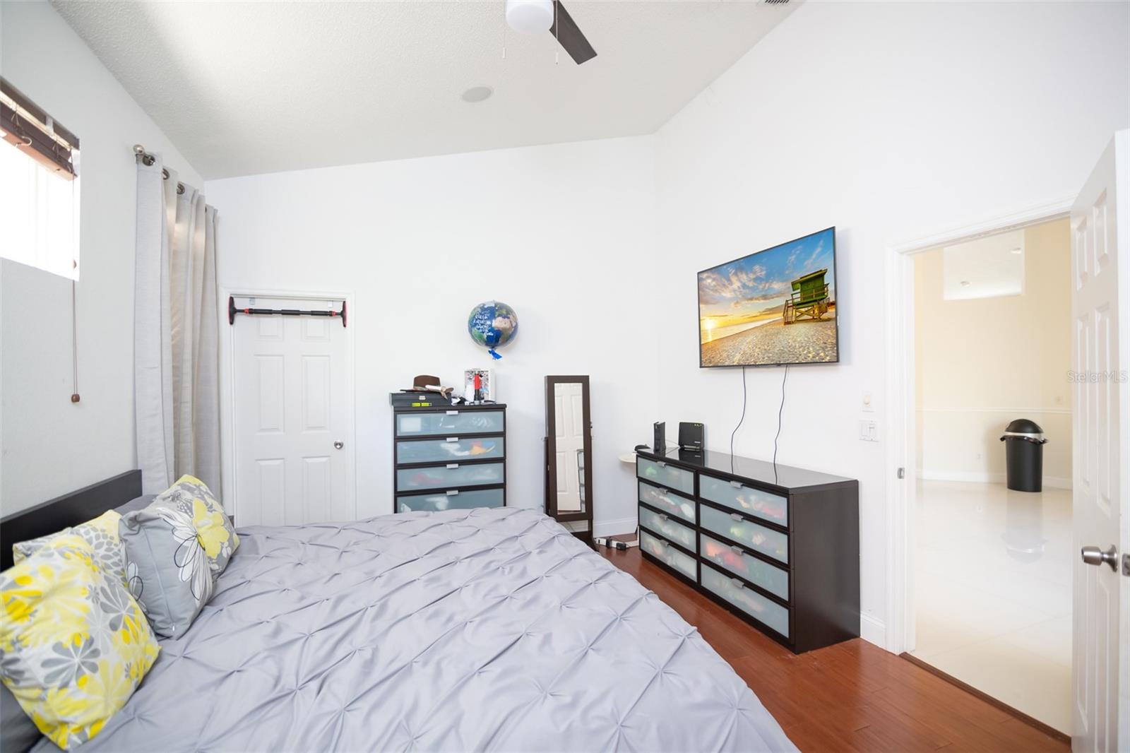 HUNTERS CREEK TR 310 - Residential Lease