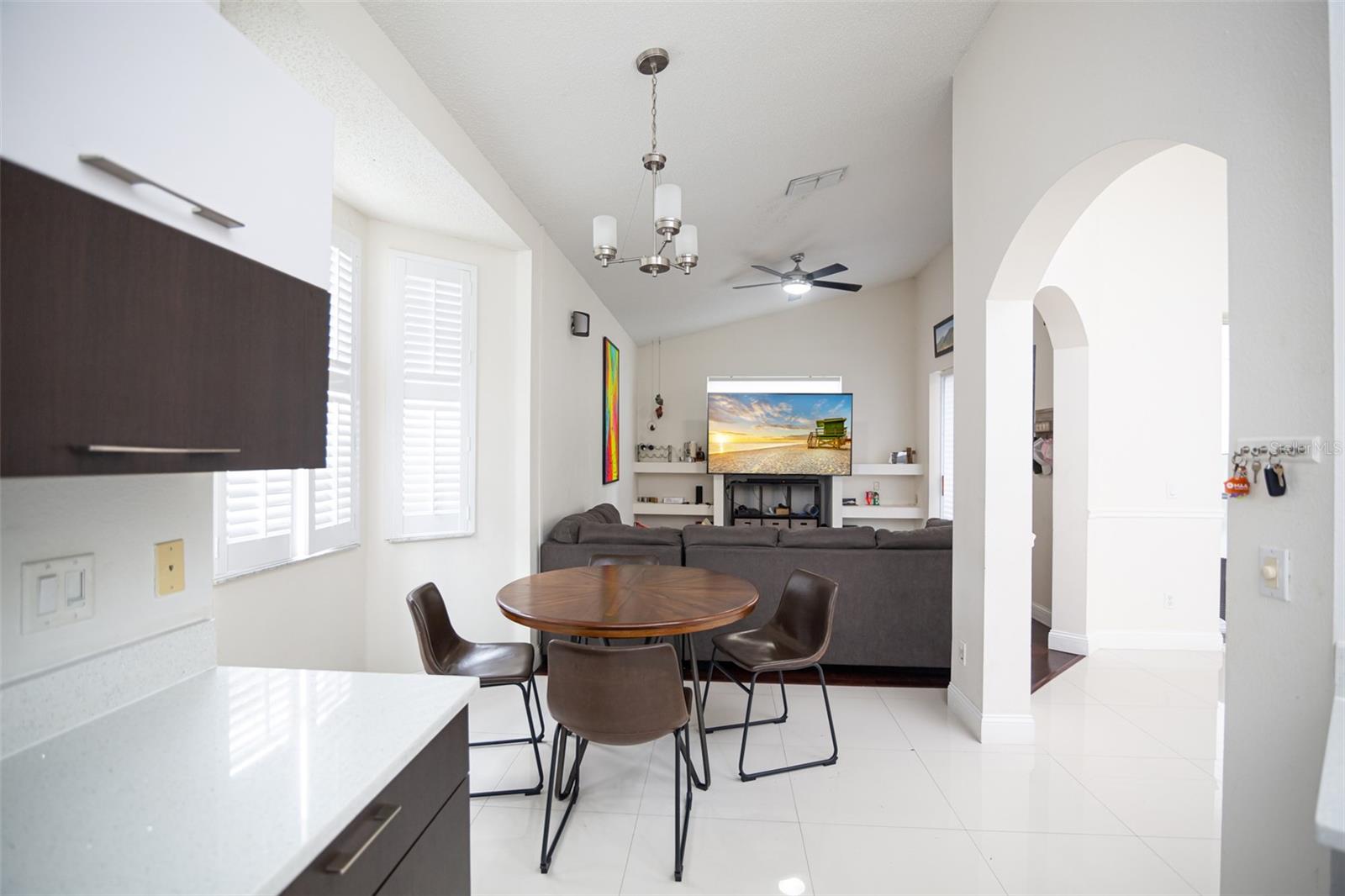 HUNTERS CREEK TR 310 - Residential Lease