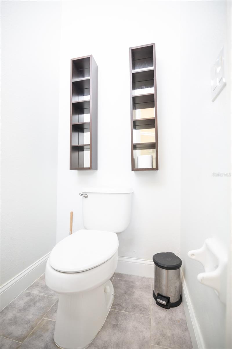 HUNTERS CREEK TR 310 - Residential Lease