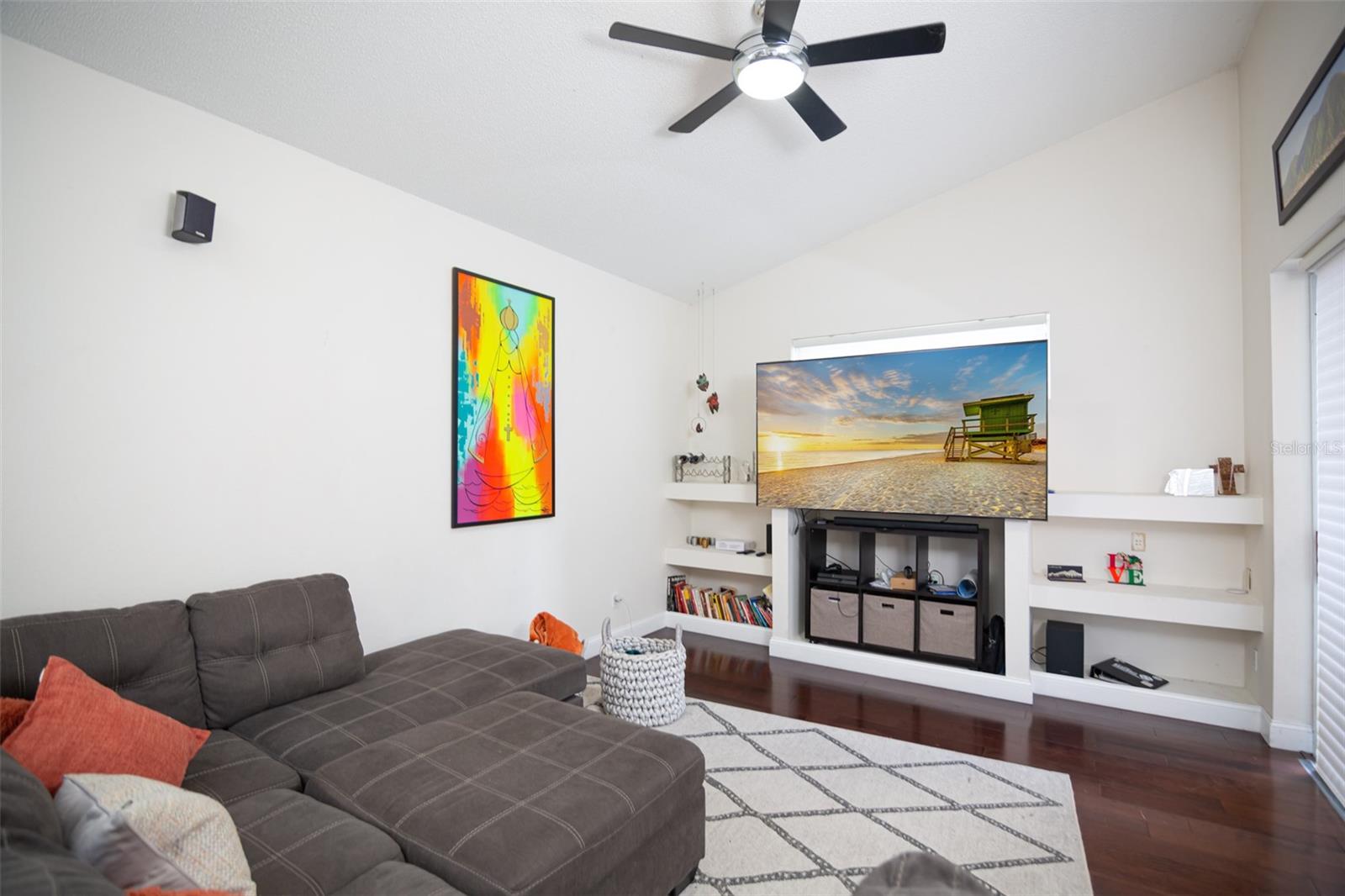 HUNTERS CREEK TR 310 - Residential Lease