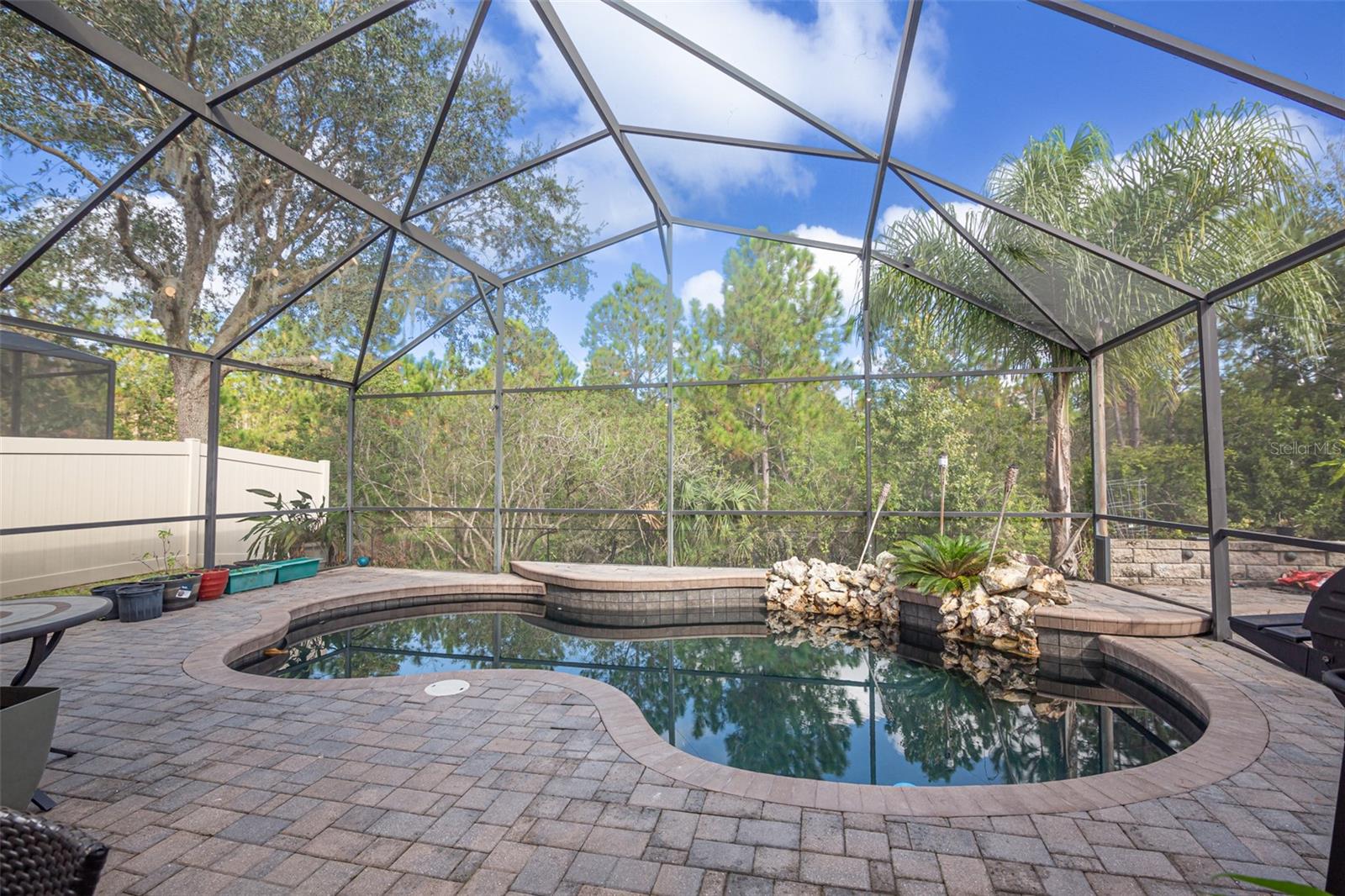 HUNTERS CREEK TR 310 - Residential Lease