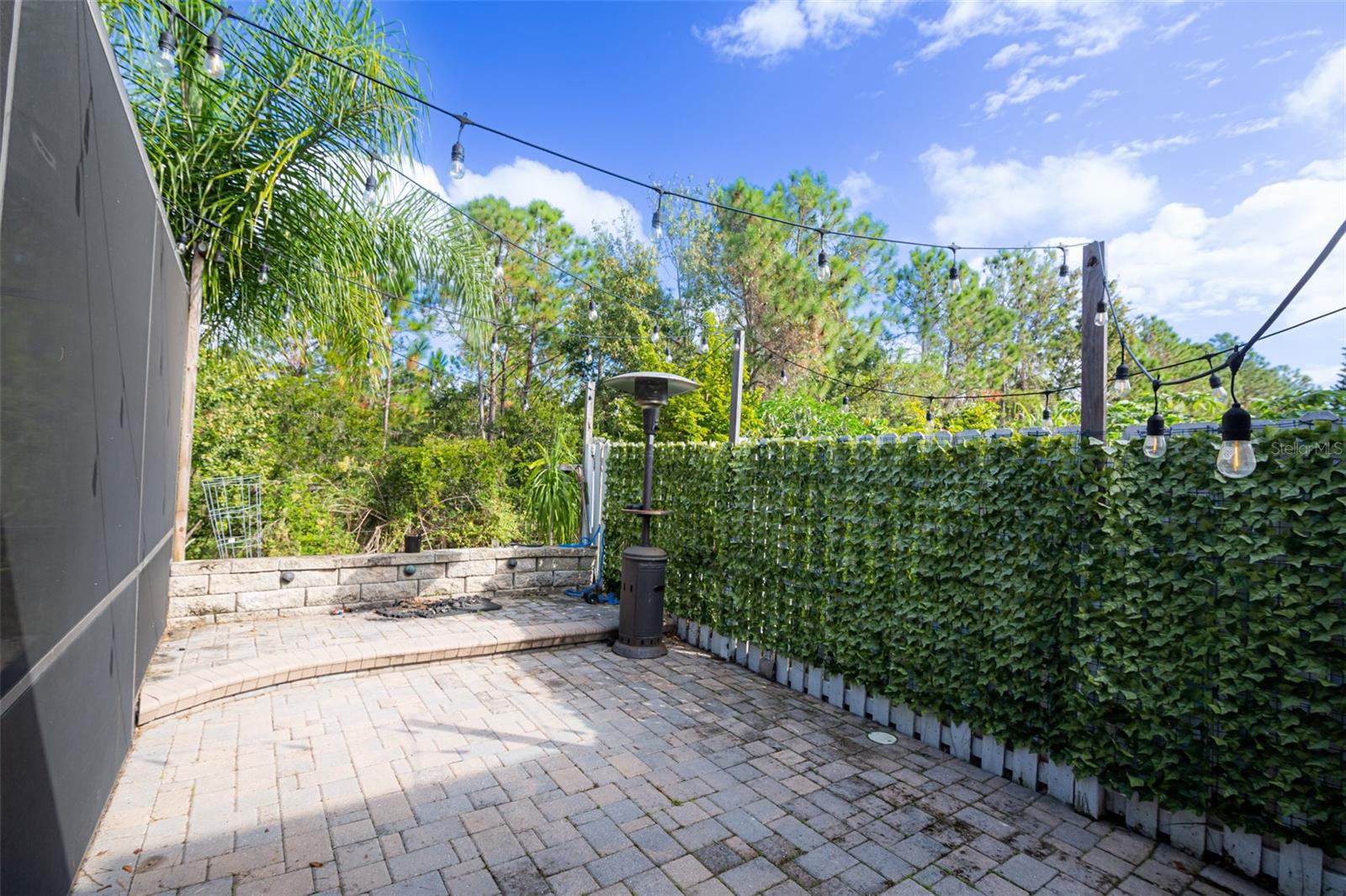 HUNTERS CREEK TR 310 - Residential Lease