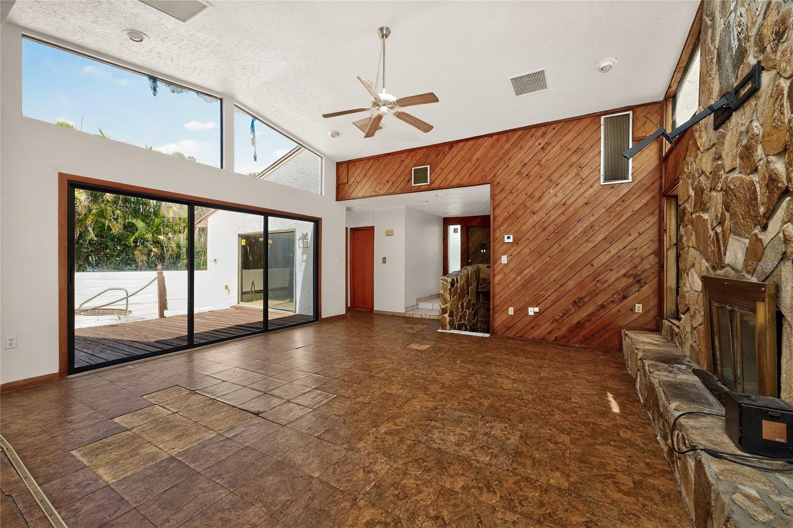 TIERRA CORONADO - Residential